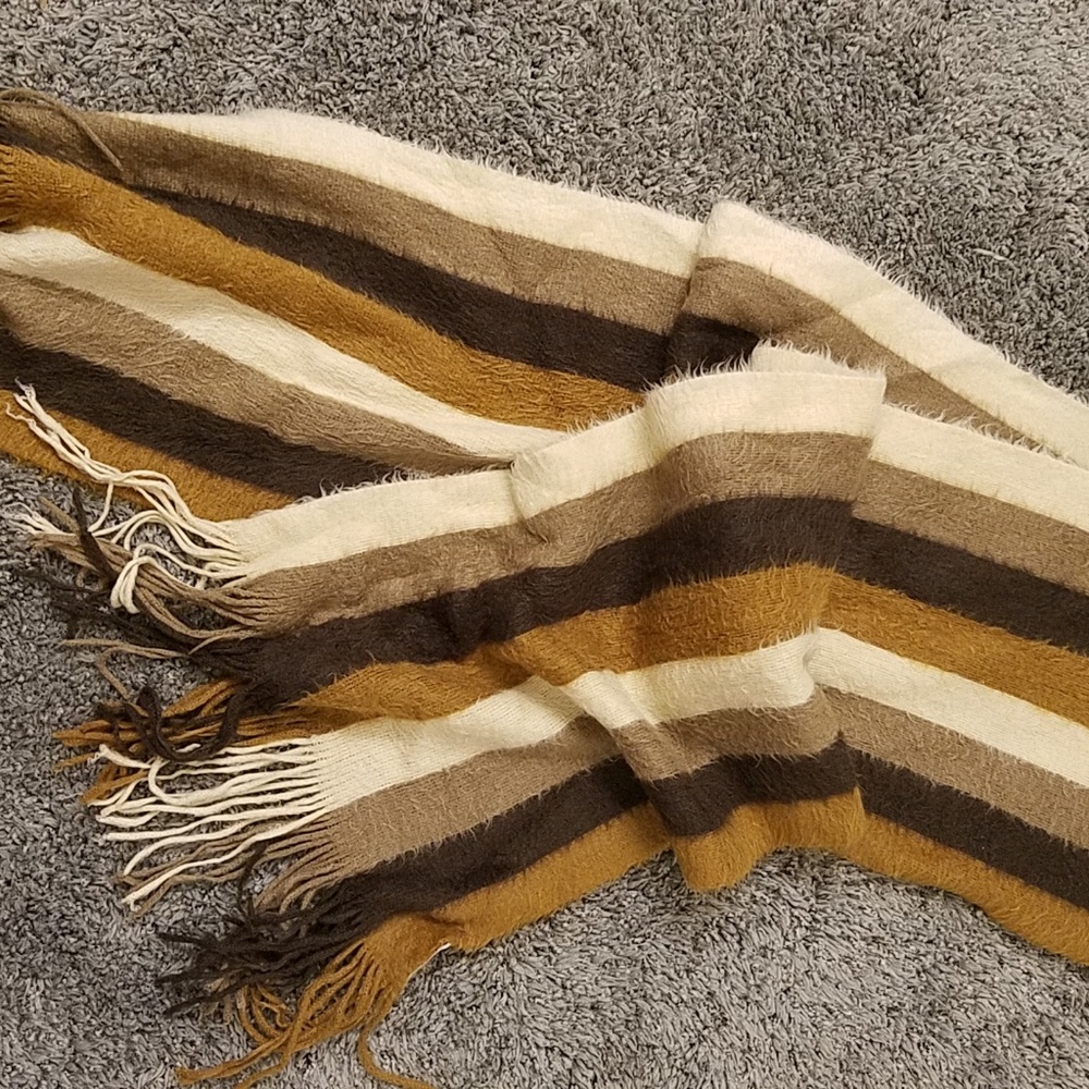 Cashmere scarf